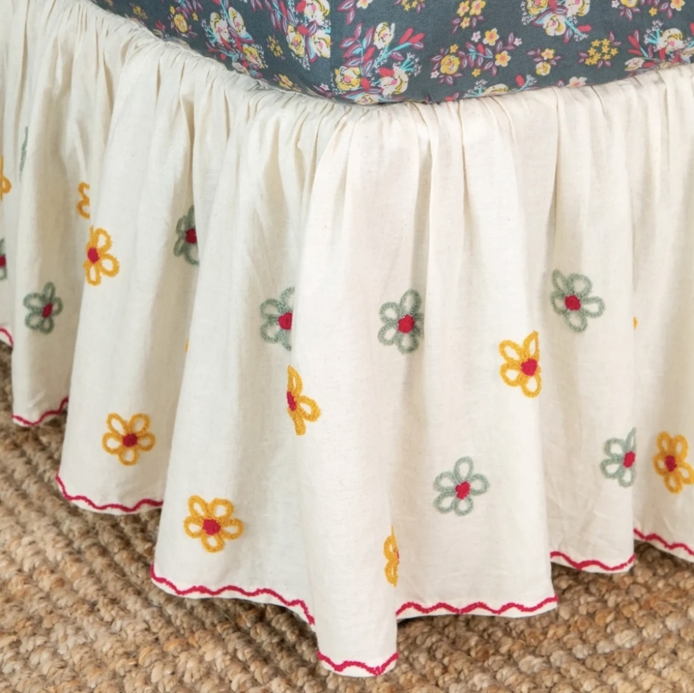 Daisy Bed Skirt